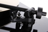 Rega Planar 1 Gloss Black