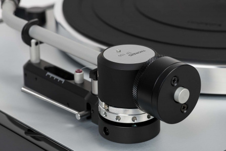 Gramofon Thorens TD 403 DD piano black + Ortofon 2M Blue