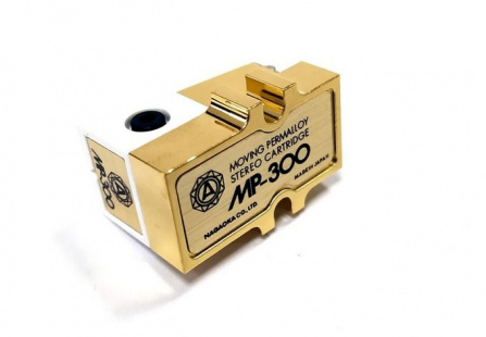 Nagaoka MP-300 + Nagaoka AM-801 stylus cleaner