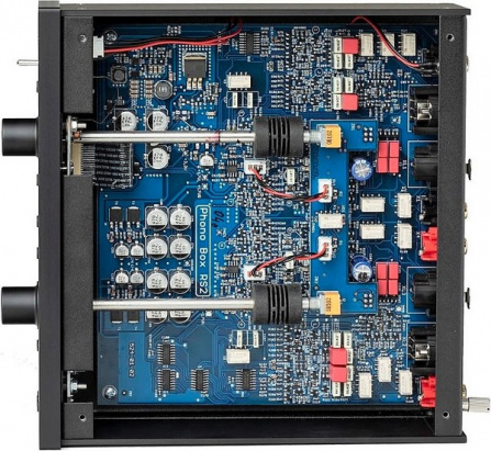 Gramofonový předzesilovač Pro-Ject Phono Box RS2 Black