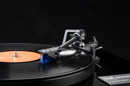 Gramofon DUAL CS 618Q High End Black Piano + Ortofon QUINTET RED
