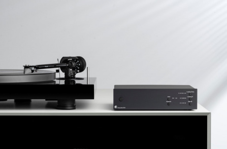 Pro-Ject Phono Box S3 B černý - Plně symetrický gramofonový předzesilovač