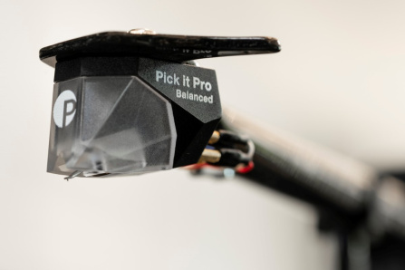 Pro-Ject Pick It PRO B - Přenoska typu MM se symetrickým zapojením
