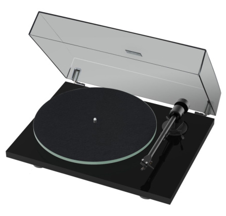 Pro-Ject T1 EVO + OM10 - piano černá  + aktivní reprosoustavy Magnat Monitor Ref. 2A - černá dýha