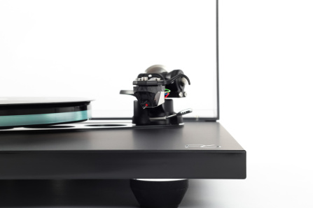Rega Planar 6 White matt + Nd7 MM