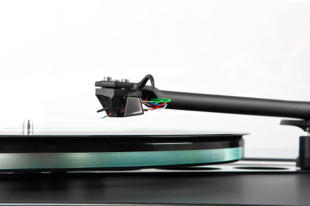 Rega Planar 6 White matt + Nd7 MM