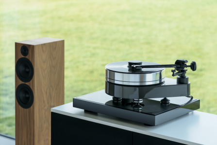 Pro-Ject RPM 10 Carbon