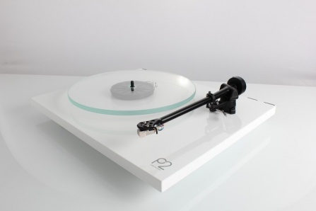Gramofon Rega Planar 2 White